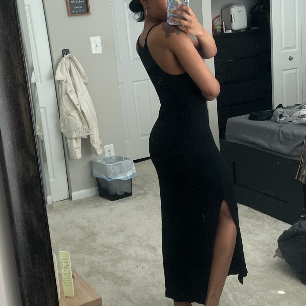 Long black body con dress w/ slide slit